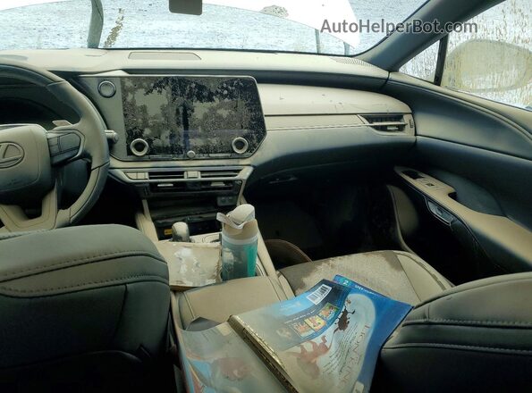 2T2BBMCAXSC068180 2025 LEXUS RX White Widok deski rozdzielczej