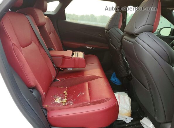 2T2BCMEA2RC014652 2024 LEXUS RX White Vista interior trasera