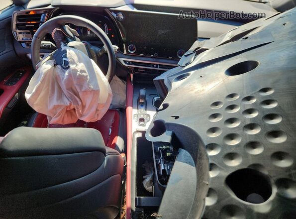 2T2BCMEA8RC011013 2024 LEXUS RX Black Dashboard view