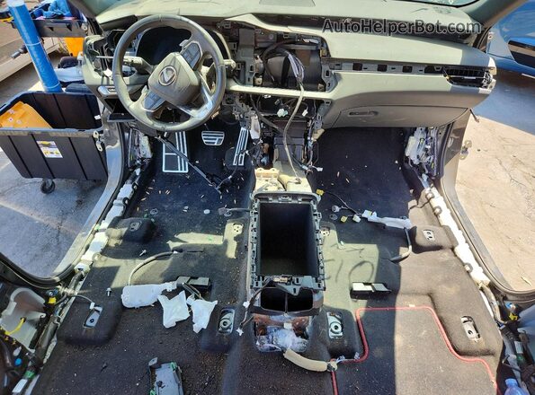 2T2BCMEA8RC013571 2024 LEXUS RX Белый Вид панели приборов