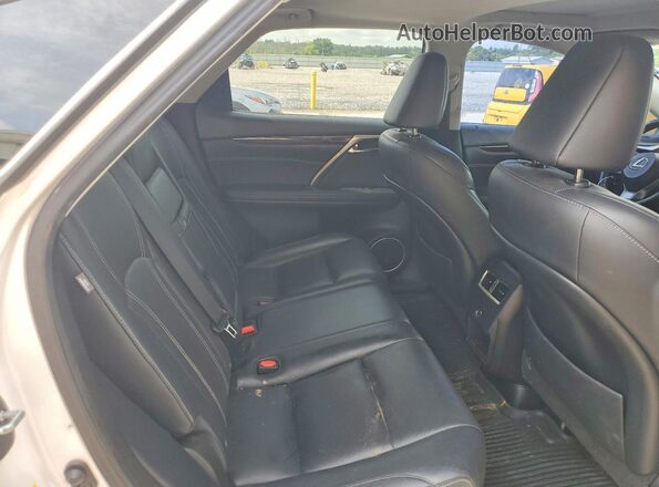 2T2BZMCA0KC201296 2019 LEXUS RX White Widok tylnych siedzeń