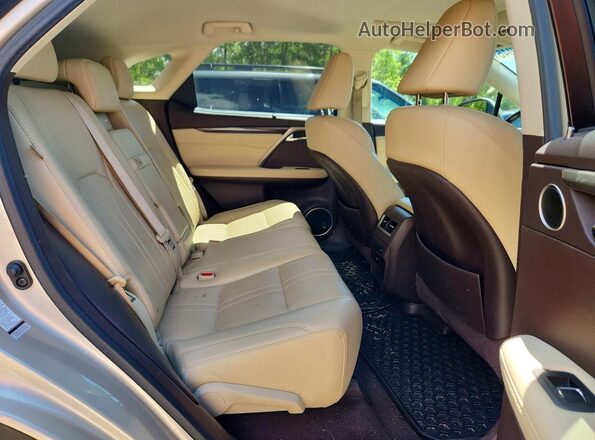 2T2BZMCA3GC028946 2016 LEXUS RX Beige Widok wnętrza z tyłu