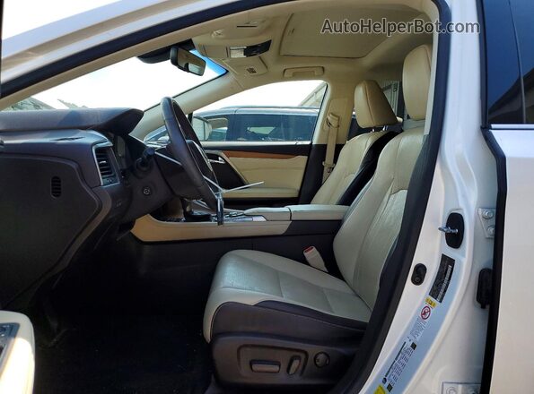 2T2BZMCA3HC065691 2017 LEXUS RX White წინა სალონის ხედი