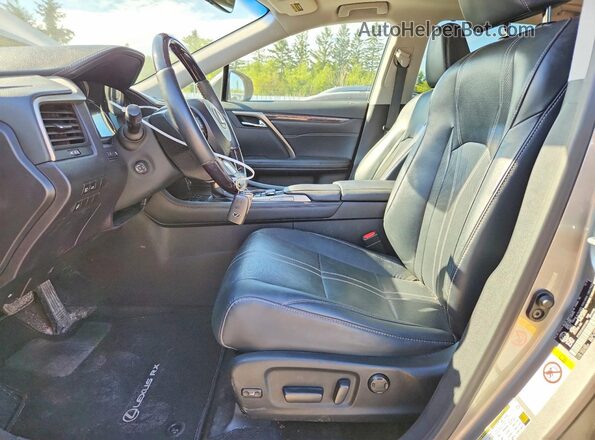 2T2BZMCA5HC074098 2017 LEXUS RX Silver Widok wnętrza z przodu