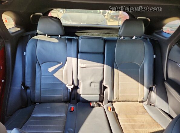 2T2BZMCA5HC098112 2017 LEXUS RX Red Widok tylnych siedzeń