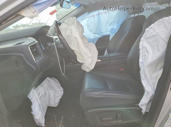 2T2BZMCA6HC133854 2017 LEXUS RX Silver Vista interior delantera