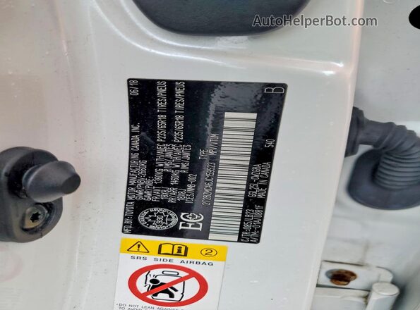 2T2BZMCA6JC159523 2018 LEXUS RX White Vista de la etiqueta del VIN