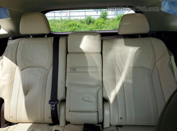 2T2BZMCA7KC202106 2019 LEXUS RX White Vista de los asientos traseros