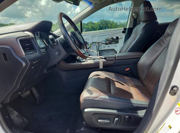 2T2BZMCAXGC031438 2016 LEXUS RX Белый Вид салона спереди