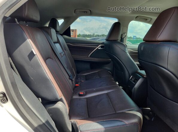 2T2BZMCAXGC031438 2016 LEXUS RX Белый Вид задней части салона