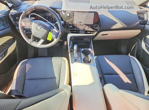 2T2GDCAZ0RC009197 2024 LEXUS NX Gray Widok deski rozdzielczej