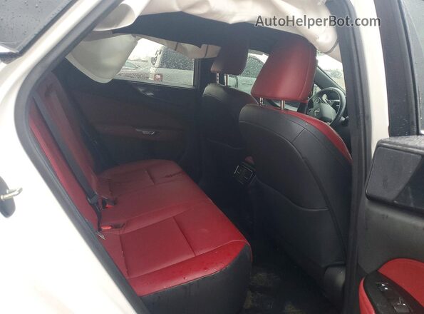 2T2GDCAZ4RC014130 2024 LEXUS NX White Rear seats view