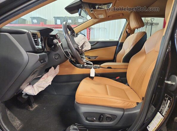 2T2GDCAZ5RC007722 2024 LEXUS NX Black Widok wnętrza z przodu