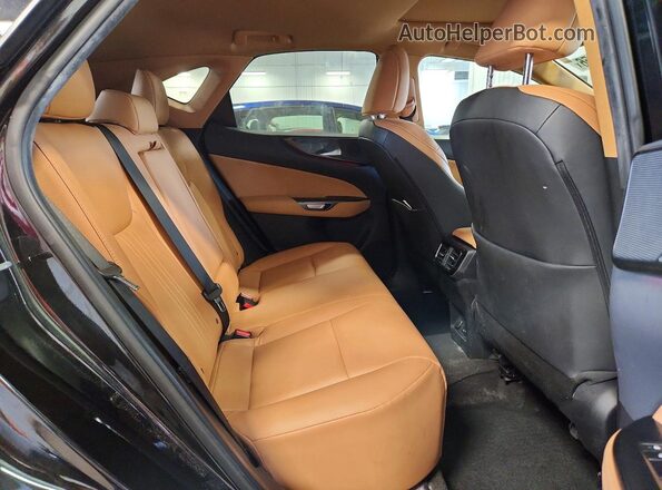 2T2GDCAZ5RC007722 2024 LEXUS NX Black Widok wnętrza z tyłu