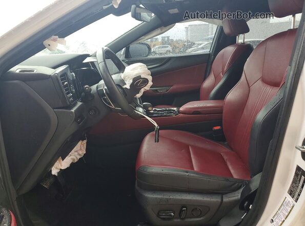 2T2GGCEZ6NC012228 2022 LEXUS NX White Front interior view