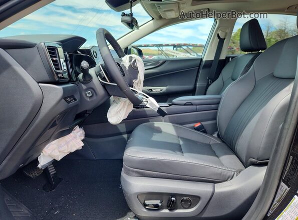 2T2GGCEZ6TC118112 2026 LEXUS NX Black Widok wnętrza z przodu