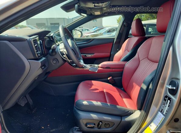 2T2GGCEZ9NC013373 2022 LEXUS NX Silver Vista interior delantera