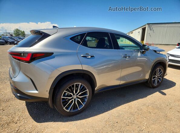 2T2GKCEZ6RC017658 2024 LEXUS NX Silver Rear right
