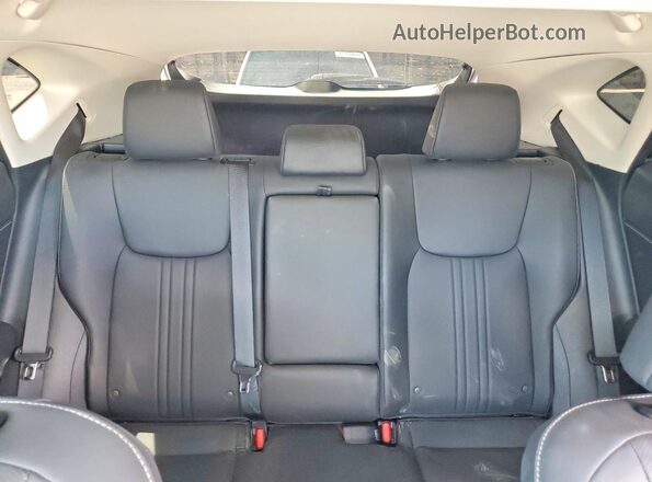 2T2GKCEZ8RC031559 2024 LEXUS NX Silver Вид задніх сидінь