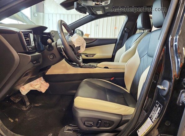 2T2HKCEZ5RC026159 2024 LEXUS NX Black Widok wnętrza z przodu