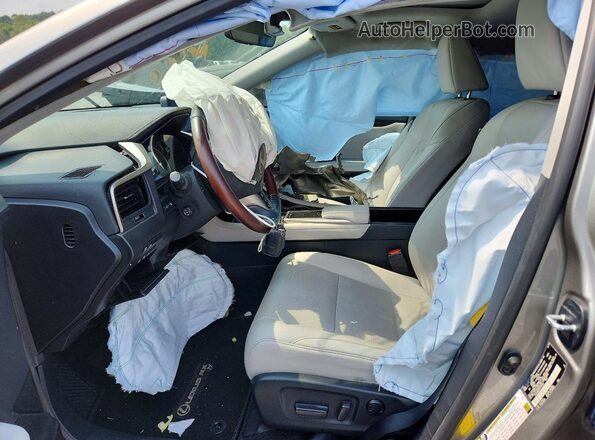 2T2HZMAA1LC161423 2020 LEXUS RX Silver Widok wnętrza z przodu