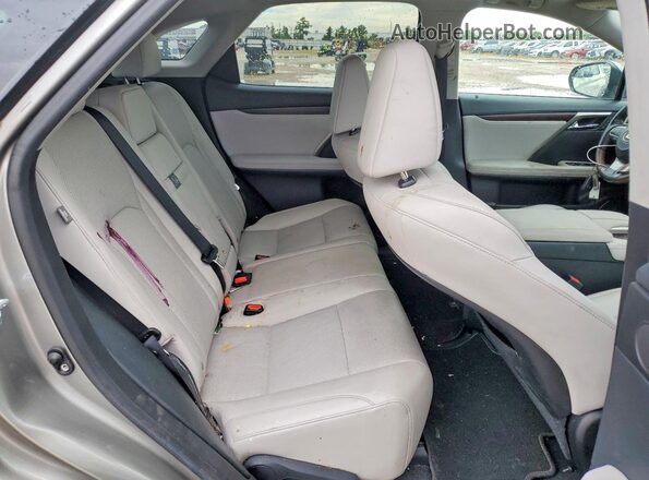 2T2HZMAA7MC195626 2021 LEXUS RX Бежевый Вид задней части салона
