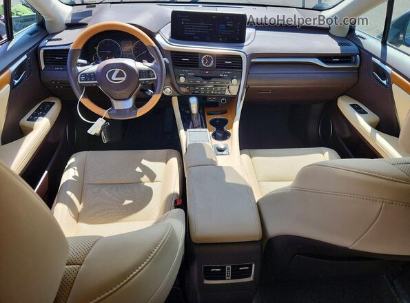 2T2HZMAA8LC155506 2020 LEXUS RX Серебряный Вид панели приборов