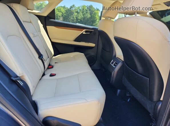 2T2HZMDA7NC312487 2022 LEXUS RX Gray Вид задньої частини салону