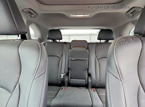 2T2HZMDA9NC359066 2022 LEXUS RX Black Rear seats view