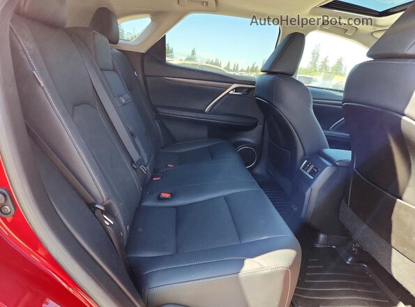 2T2HZMDAXMC287356 2021 LEXUS RX Red Вид задньої частини салону