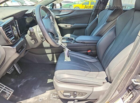 2T2KGCEZ0RC058203 2024 LEXUS NX Серый Вид салона спереди