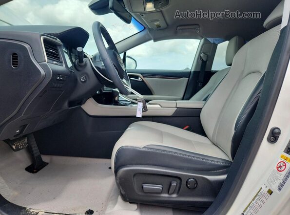 2T2ZZMCA1JC103374 2018 LEXUS RX White Vista interior delantera
