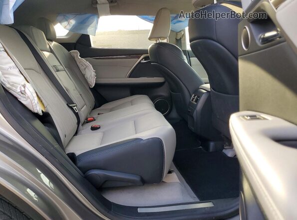 2T2ZZMCA2HC064692 2017 LEXUS RX Silver Vista interior trasera