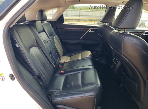 2T2ZZMCA3HC044161 2017 LEXUS RX Белый Вид задней части салона