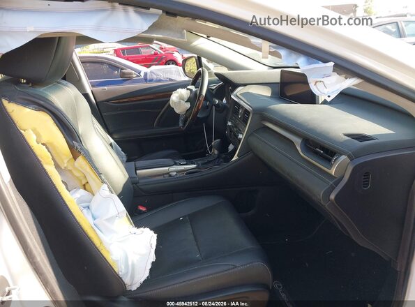 2T2ZZMCA6JC097393 2018 LEXUS RX 350 White Front interior view