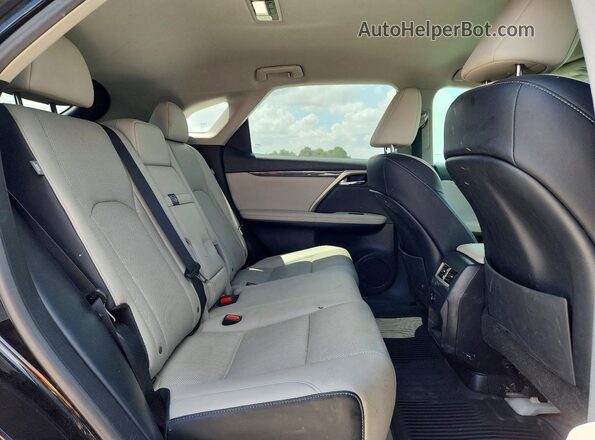 2T2ZZMCAXJC095159 2018 LEXUS RX Black Widok wnętrza z tyłu