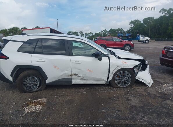 2T36CRAV0TC026857 2026 TOYOTA RAV4 White Սալոնի հետևի տեսք