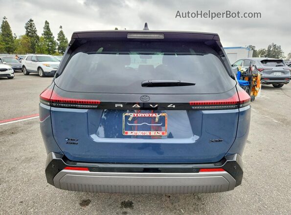 2T36CRAV2TW005040 2026 TOYOTA RAV4 Gray Вид ззаду