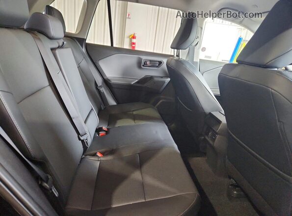 2T36CRAV6TC019539 2026 TOYOTA RAV4 Black Widok komory silnika