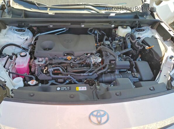 2T36CRAV9TC013055 2026 TOYOTA RAV4 White Vista del compartimento del motor