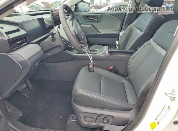 2T36CRAV9TW043235 2026 TOYOTA RAV4 White Widok wnętrza z przodu