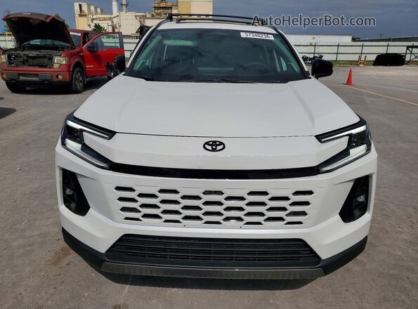 2T36CRAV9TW043235 2026 TOYOTA RAV4 White Widok z przodu