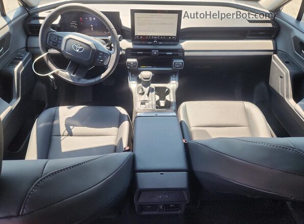 2T36CRAVXTC018622 2026 TOYOTA RAV4 Silver Вид панелі приладів