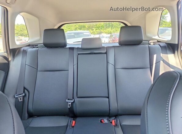 2T36CRAVXTC018622 2026 TOYOTA RAV4 Silver Вид задніх сидінь