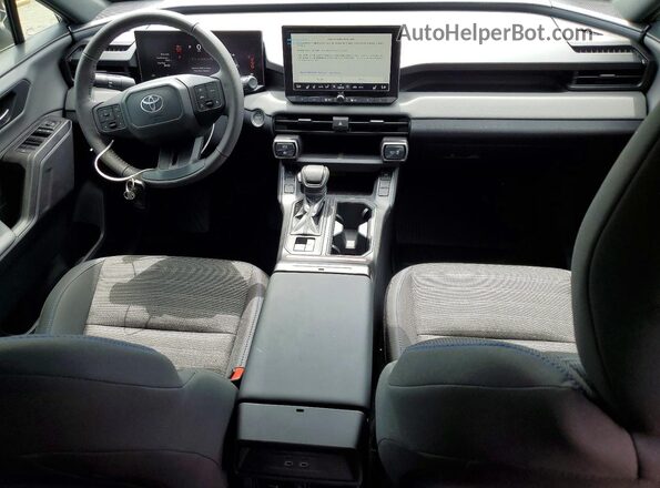 2T36DRBV1TW017482 2026 TOYOTA RAV4 Синий Вид панели приборов