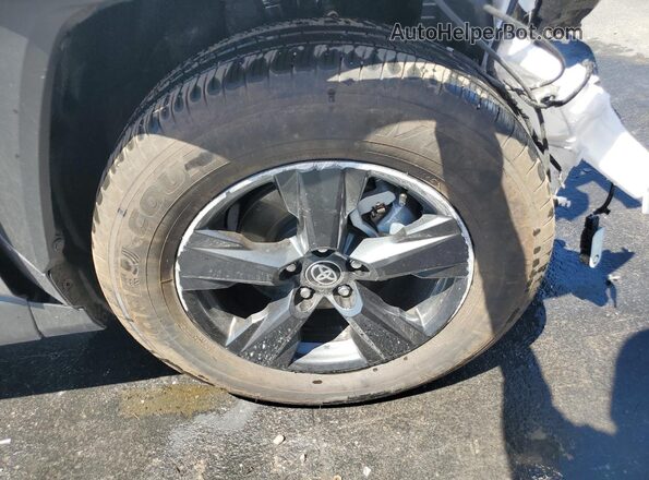 2T36DRBVXTC009012 2026 TOYOTA RAV4 Silver 