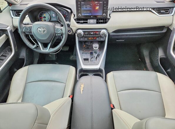 2T3A1RFV0MW211810 2021 TOYOTA RAV4 Burgundy წინა პანელის ხედი