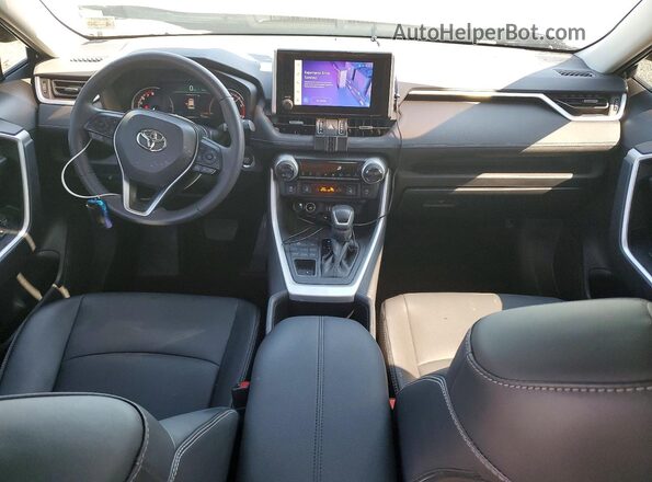 2T3A1RFV1SW529996 2025 TOYOTA RAV4 Blue Вид панелі приладів