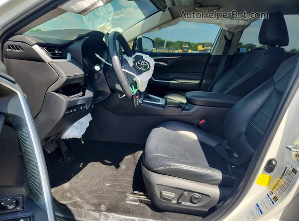 2T3A1RFV2LC069668 2020 TOYOTA RAV4 White Widok wnętrza z przodu