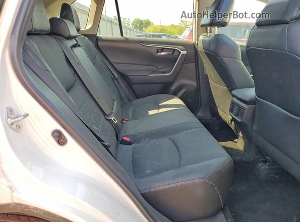 2T3A1RFV2PW347022 2023 TOYOTA RAV4 White Սալոնի հետևի տեսք
